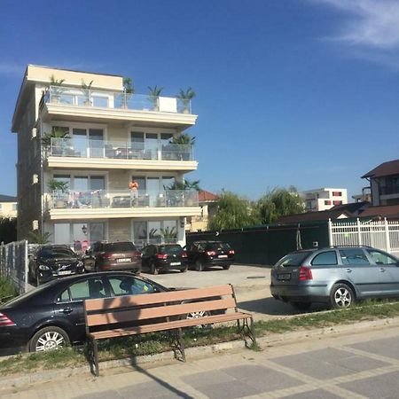 Ferienwohnung Briza Pe Promenada Năvodari Exterior foto