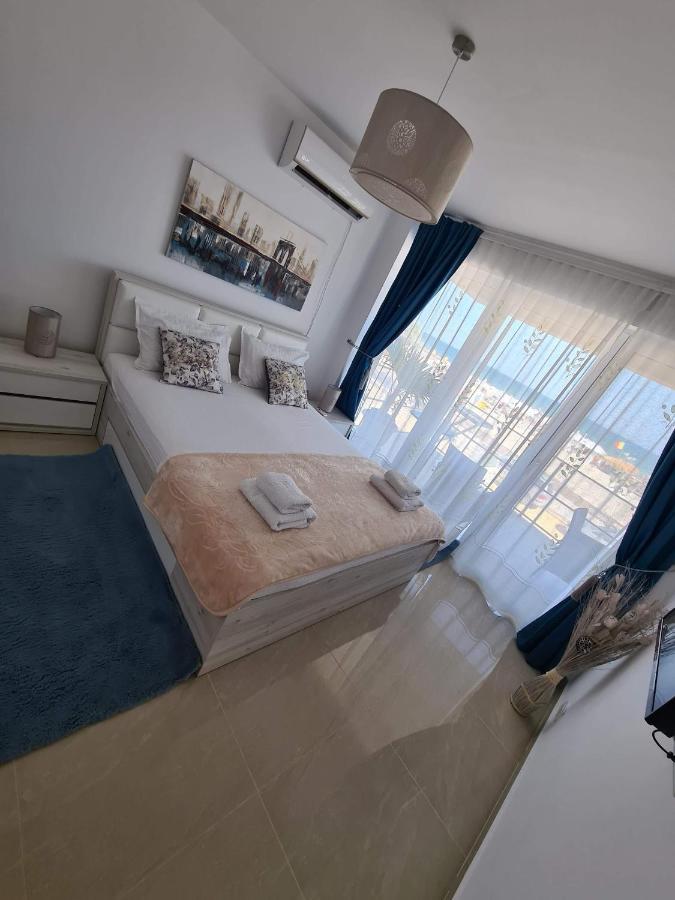 Ferienwohnung Briza Pe Promenada Năvodari Exterior foto