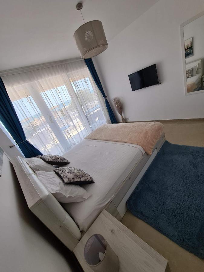 Ferienwohnung Briza Pe Promenada Năvodari Exterior foto