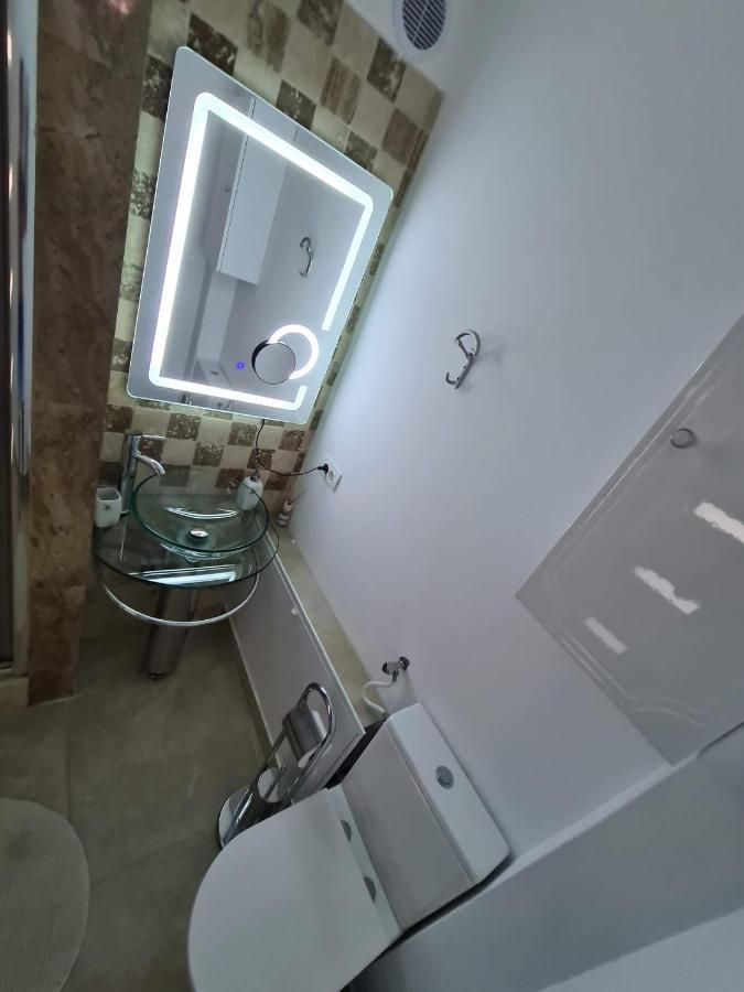 Ferienwohnung Briza Pe Promenada Năvodari Exterior foto
